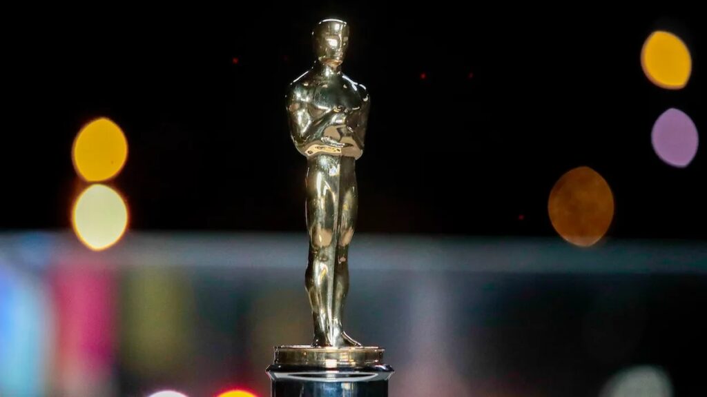Les règles des Oscars ont changé pour exiger que les électeurs regardent tous les films nominés