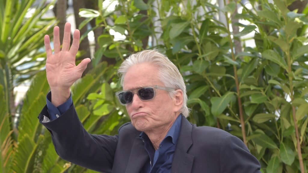 Michael Douglas dit qu'il a arrêté d'agir: "J'ai dû m'arrêter"