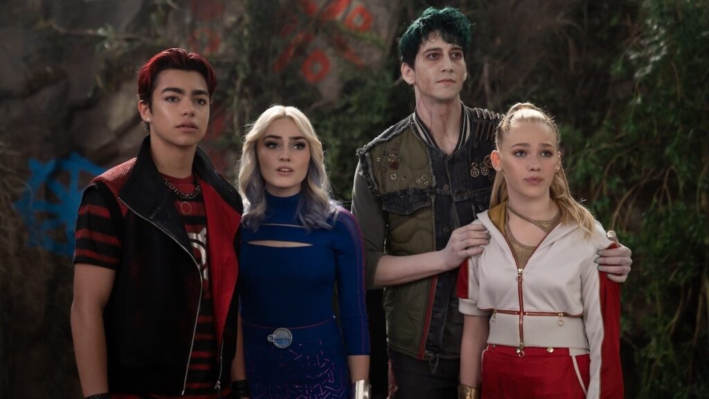 Milo Manheim de Zombies 4, Meg Donnelly Garde la franchise en vie: podcast