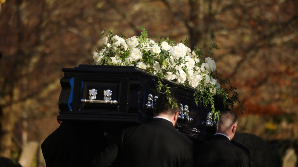 Les hommages à la mort de célébrités les plus étranges