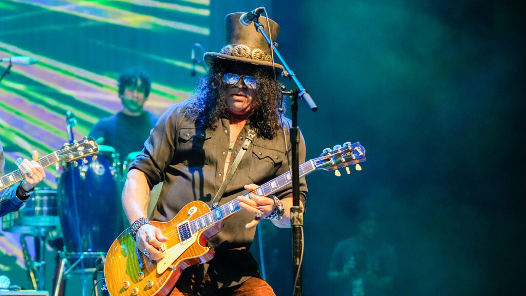 Ce que les anciens camarades de groupe de Slash ont à dire à son sujet