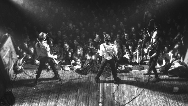 Les Clash sur scène en 1979