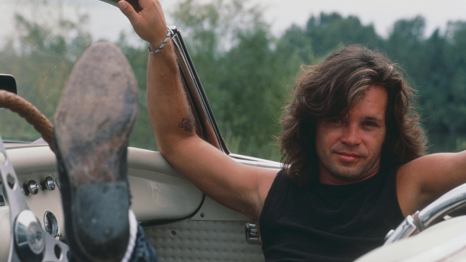 5 chansons rock de 1982 qui sonnent encore plus cool aujourd'hui