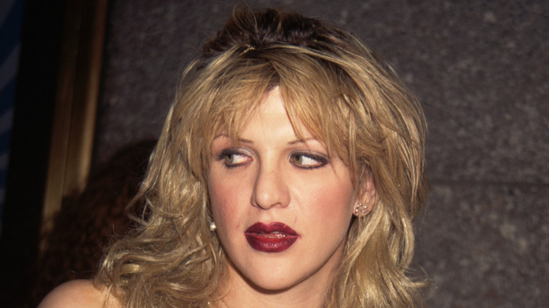 Courtney Love ricanant en 1994
