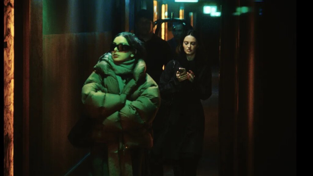 Charli XCX est la star du moment dans la bande-annonce du nouveau film A24