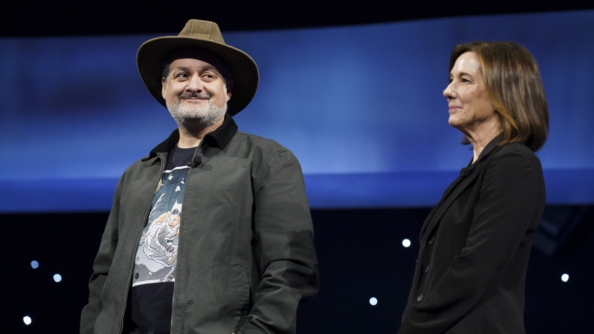 La présidente de Lucasfilm, Kathleen Kennedy, prend sa retraite et Dave Filoni est promu