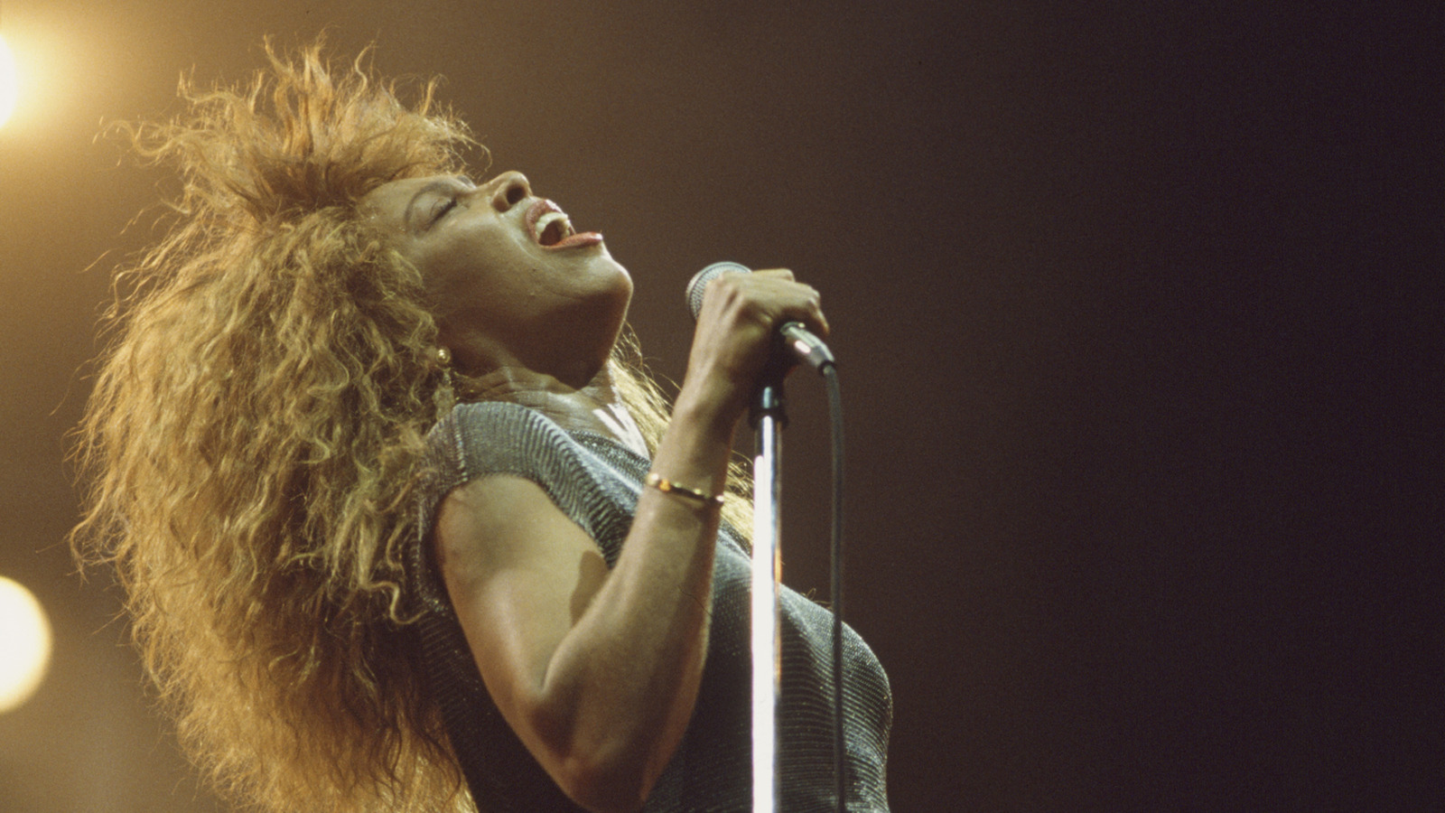 5 chansons à succès des années 80 qui n'ont presque pas été réalisées