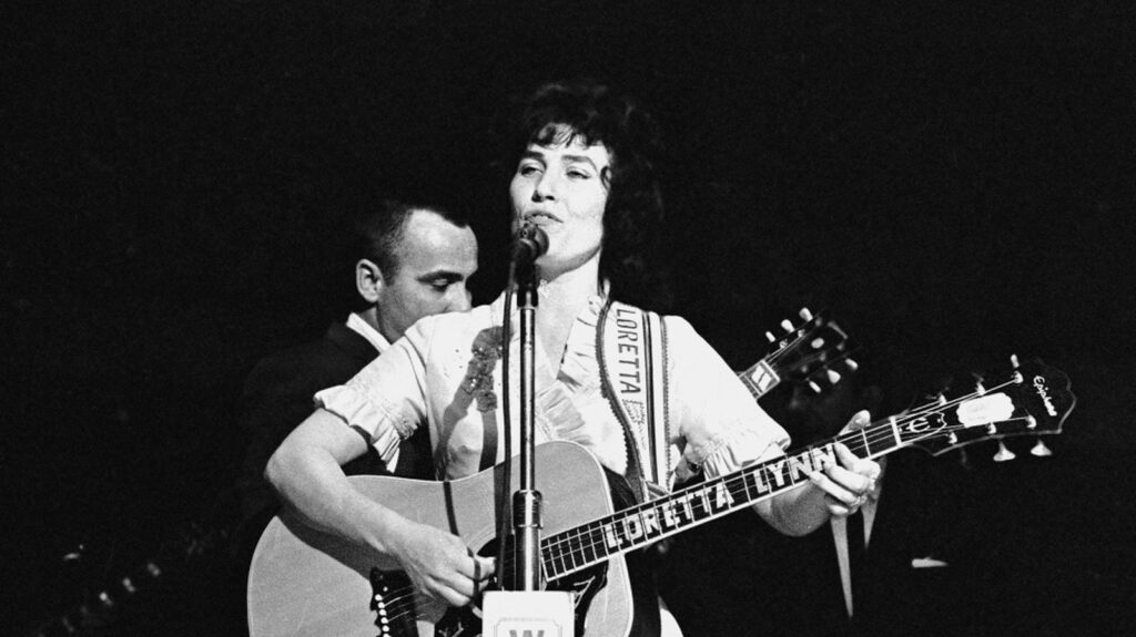 5 chansons country qui, nous le savons, seraient des reprises rock