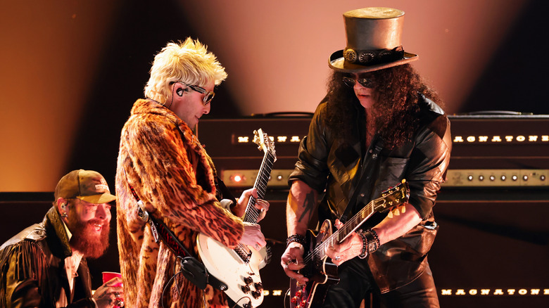 Andrew Watt et Slash à l'hommage à Ozzy Osbourne aux Grammys 2026