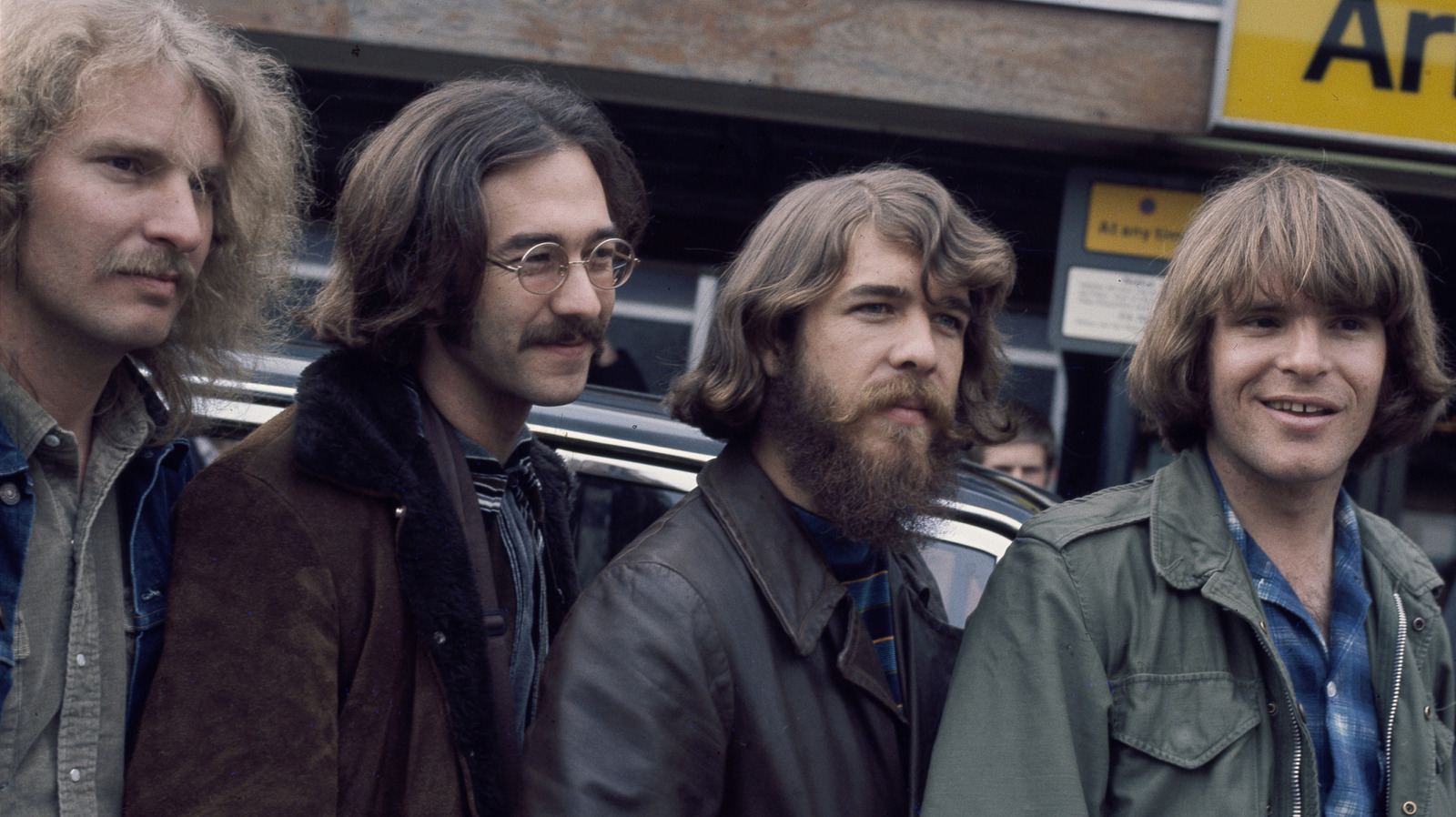 5 chansons rock classiques des années 70 qui valent une somme d'argent qui fait tourner les têtes