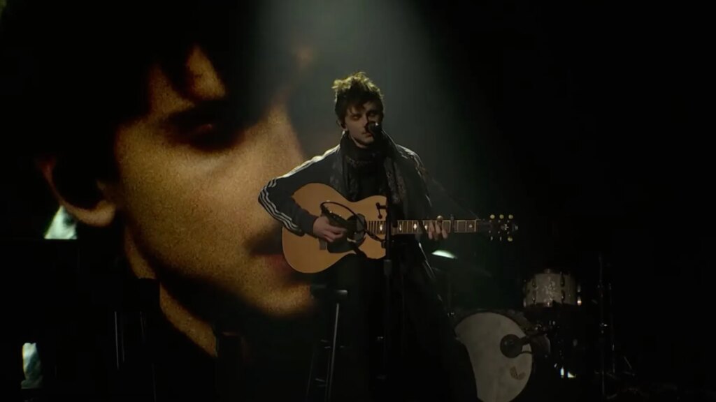Timothée Chalamet a dépensé "Six Figures" sur le tournage de SNL Bob Dylan