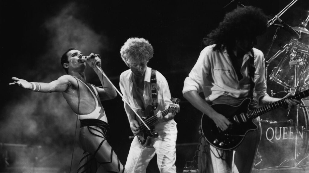 Queen's We Will Rock You était l'hymne parfait jusqu'à ce que le sport le ruine