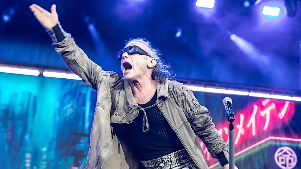 Iron Maiden dévoile la bande-annonce du documentaire Burning Ambition