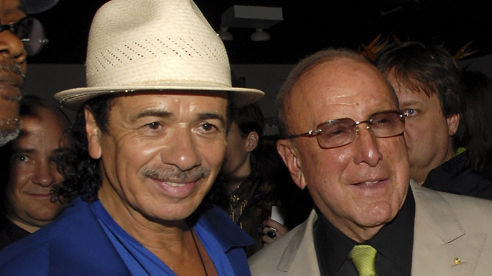 5 groupes de rock légendaires dont vous ne saviez pas que Clive Davis était derrière