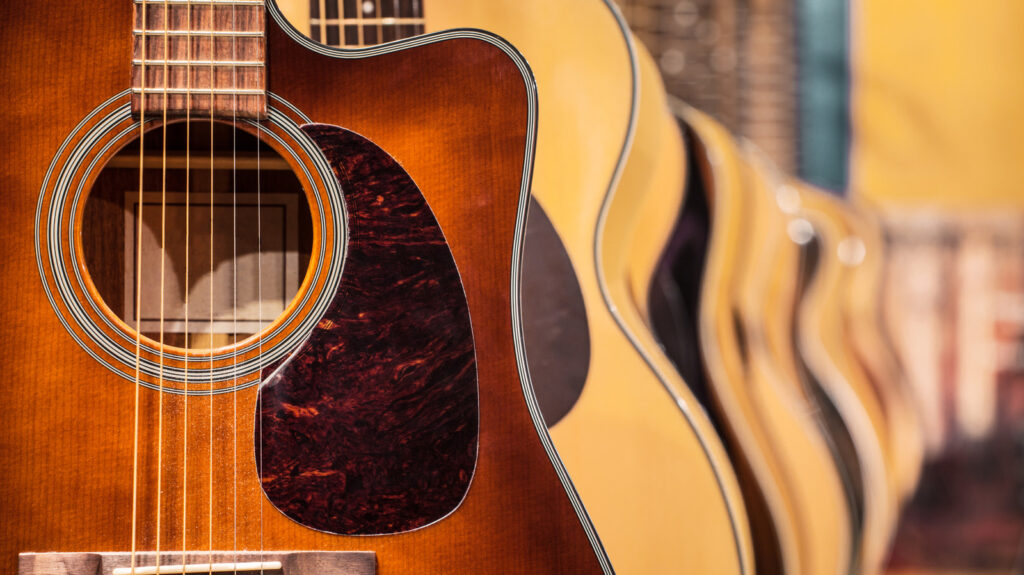 Quelle est la meilleure guitare acoustique pour les débutants ?