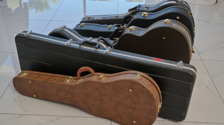 Une gamme d'étuis pour guitare