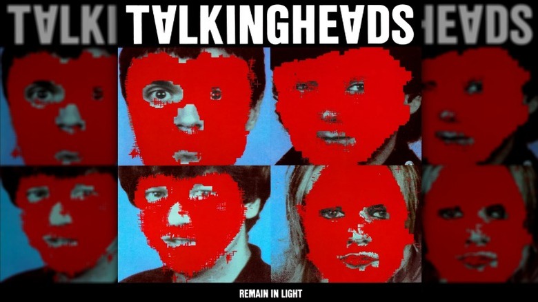 Couverture de Remain in Light de Talking Heads, avec des photos des visages des membres du groupe couverts de taches rouges pixélisées