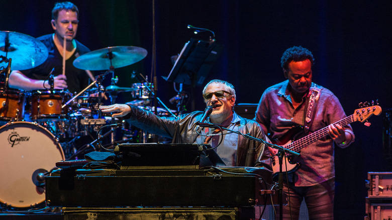Donald Fagen de Steely Dan se produit lors du Blues Fest 2017