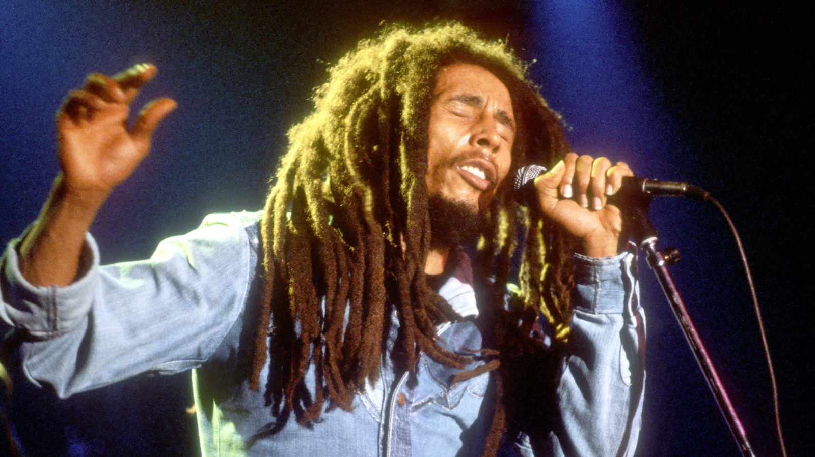 5 chansons d'amour à succès classiques qui étaient bien plus populaires en dehors des États-Unis