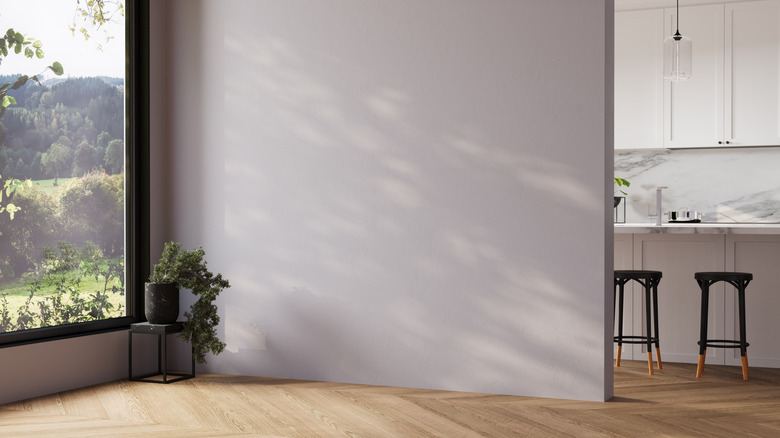 Espace mural vide pour la collection de vinyles